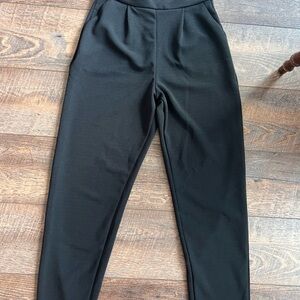Black High-Waisted Ankle-Length Pants